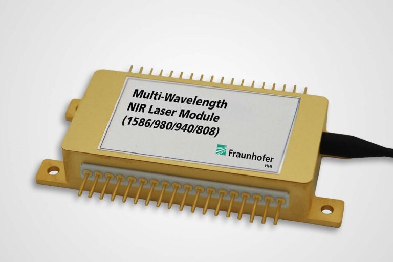 VIS-NIR多波長チューナブルレーザ