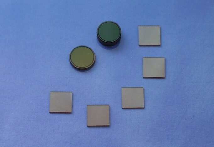 パッシブQスイッチ 画像