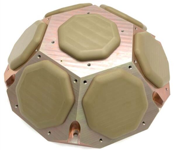 X-band RHCP TX Switched-Beam Hemispherical Antenna Module